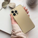 iPhone 16 Pro Max Egyszinű szilikon hátlap tok, metál arany színben